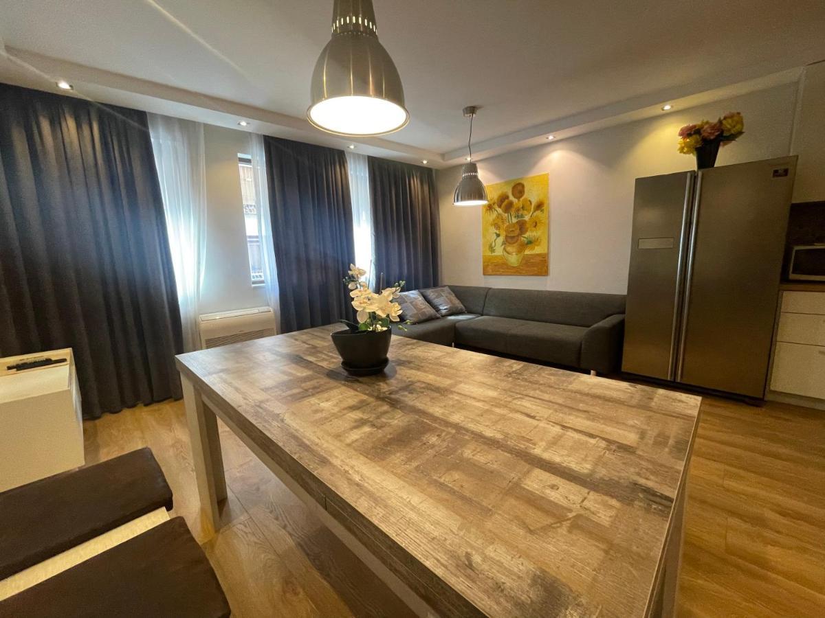Luxury Apartments In Top City Center Varna 2 Bagian luar foto