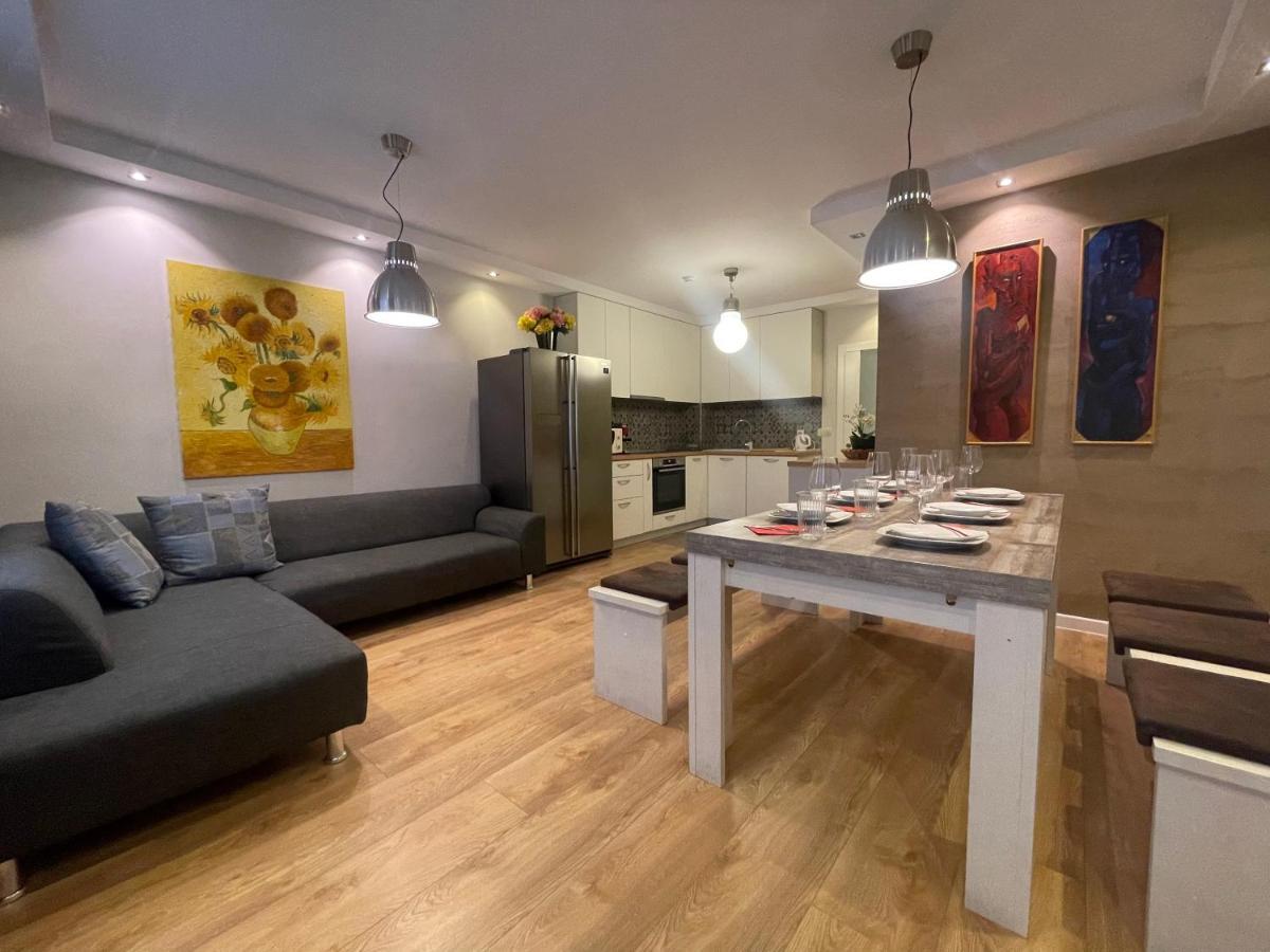 Luxury Apartments In Top City Center Varna 2 Bagian luar foto