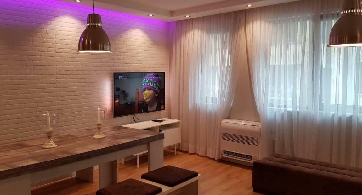 Luxury Apartments In Top City Center Varna 2 Bagian luar foto