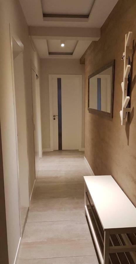 Luxury Apartments In Top City Center Varna 2 Bagian luar foto